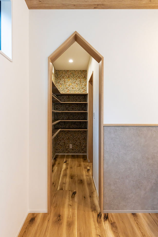 サティスホーム岐阜 【岐阜市×平屋】プライバシーを守り陽光も取り入れる、テラスをコの字型に囲んだ外に閉じ内に開く平屋の建築実例画像12