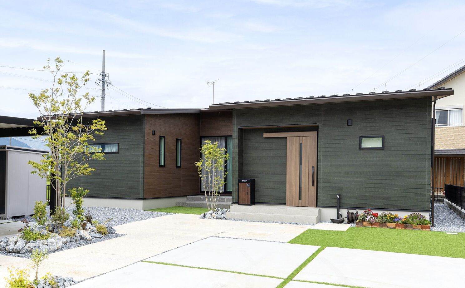 サティスホーム岐阜 【揖斐郡×平屋×間取り図有】平屋はフロアのゾーニングが快適生活の決め手。そこで「コの字型」を採用！の建築実例画像