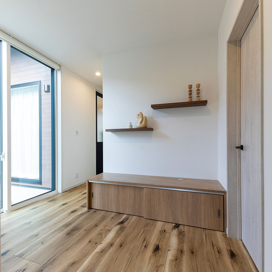 サティスホーム岐阜 【揖斐郡×平屋×間取り図有】平屋はフロアのゾーニングが快適生活の決め手。そこで「コの字型」を採用！の建築実例画像5