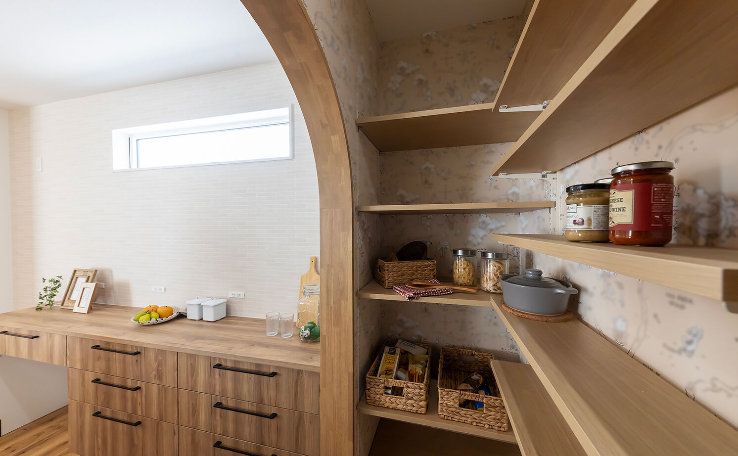 サティスホーム岐阜 【揖斐郡×平屋×間取り図有】平屋はフロアのゾーニングが快適生活の決め手。そこで「コの字型」を採用！の建築実例画像11