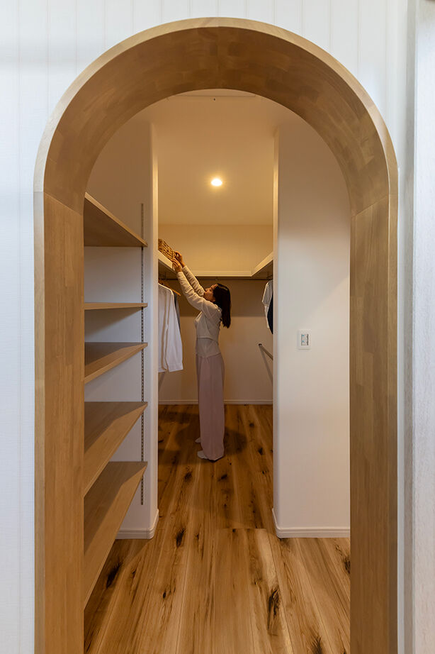 サティスホーム岐阜 【揖斐郡×平屋×間取り図有】平屋はフロアのゾーニングが快適生活の決め手。そこで「コの字型」を採用！の建築実例画像13