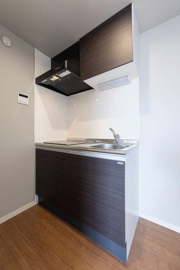 テイクアンドフォー 【賃貸併用／木造防火／高気密・高断熱】高低差のある土地にも対応。最大限に敷地を生かした賃貸併用住宅の建築実例画像4