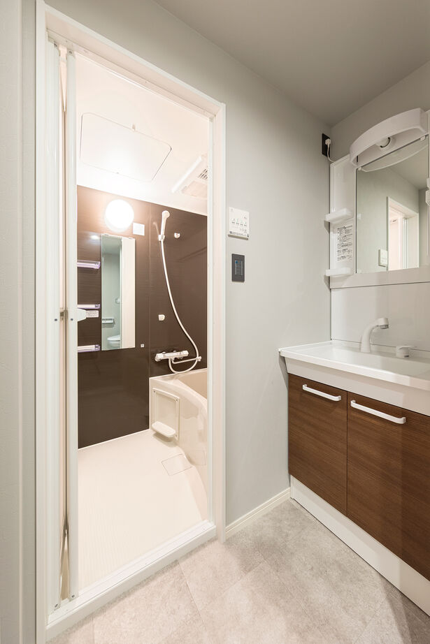 テイクアンドフォー 【賃貸併用／木造防火／高気密・高断熱】高低差のある土地にも対応。最大限に敷地を生かした賃貸併用住宅の建築実例画像5