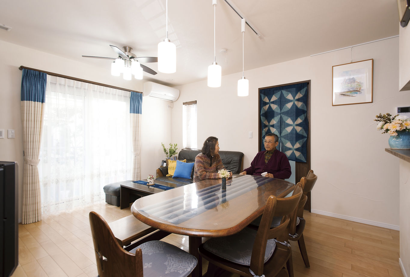 小嶋工務店 TOKYO WOOD 【間取りあり/40坪台/3000万円台/地下室付二世帯住宅】家族みんなが心地よい、ぬくもりのある住まいの建築実例画像7