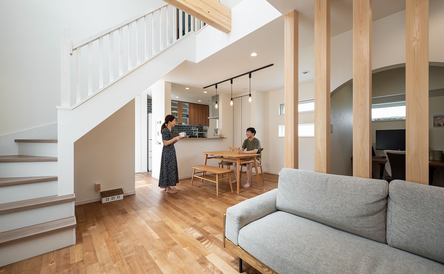 小嶋工務店 TOKYO WOOD 【間取りあり/30坪台/2000万円台】エアコン1台で家中快適！夫婦の憧れをすべて叶えた、TOKYO WOODの家の建築実例画像