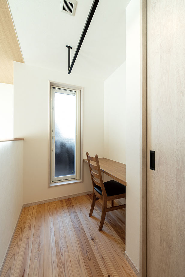 小嶋工務店 TOKYO WOOD 【間取り図あり/30坪台/3000万円台】陽光と無垢床の優しさが、家族の癒しに。家事や子育てへの工夫も魅力の建築実例画像5
