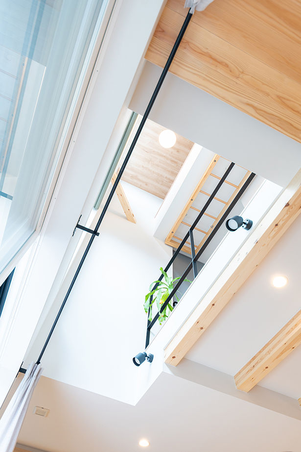 小嶋工務店 TOKYO WOOD 【間取り図あり/30坪台/3000万円台】開放感あふれる大人のモダンスタイル空間。縦横に広がる空間設計に注目の建築実例画像9