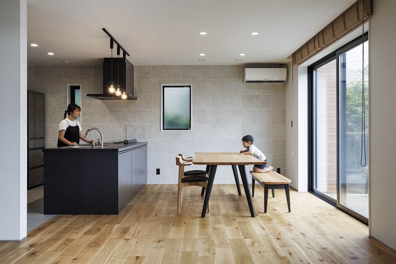 小嶋工務店 TOKYO WOOD 【間取り図あり/30坪台/長期優良住宅】ハイスペックな性能とデザインを両立した、スタイリッシュな住まいの建築実例画像4