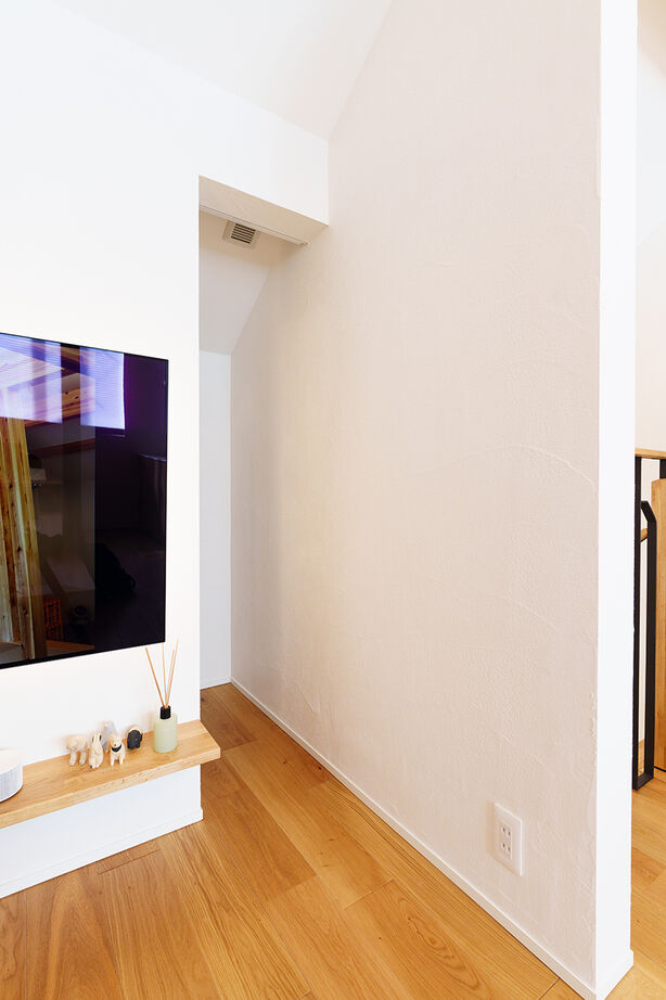 小嶋工務店 TOKYO WOOD 【間取り図あり/20坪台/3000万円台】「次はどのルート？」陽の光と自然素材に包まれた、趣味を楽しむ家の建築実例画像6