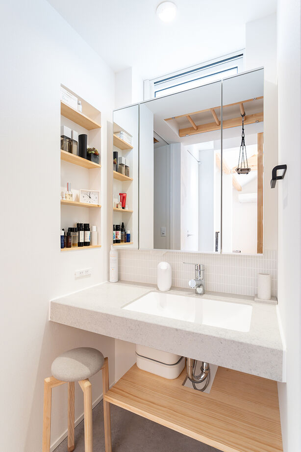 小嶋工務店 TOKYO WOOD 【間取り図あり/20坪台/3000万円台】「次はどのルート？」陽の光と自然素材に包まれた、趣味を楽しむ家の建築実例画像7