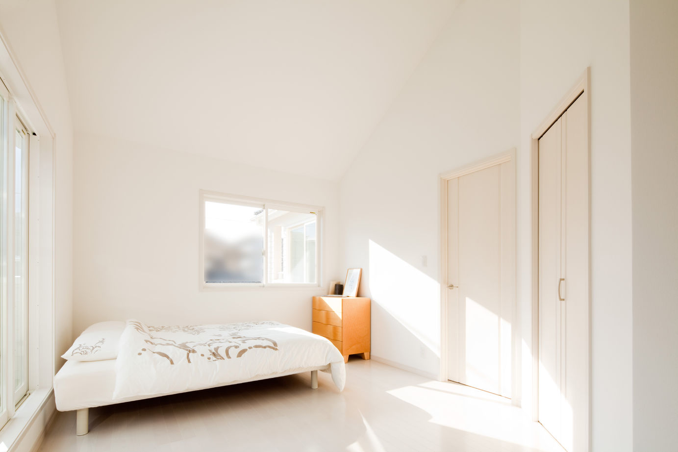 ジャパンホーム（J-style） 【1000万円台/サイディング外壁/間取り図】重厚感ある外観の4LDK＋小屋裏収納がある長期優良住宅の住まいの建築実例画像4