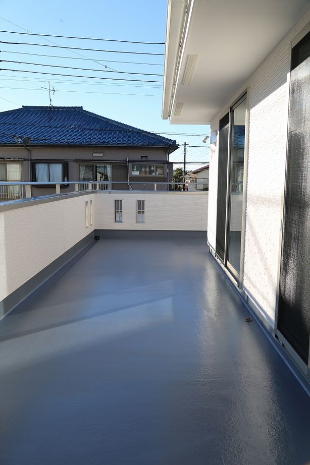 ジャパンホーム（J-style） 【1000万円台/5LDK+納戸/L字バルコニー/間取り図】暮らしやすいを第一に。バリアフリーも意識した家の建築実例画像3