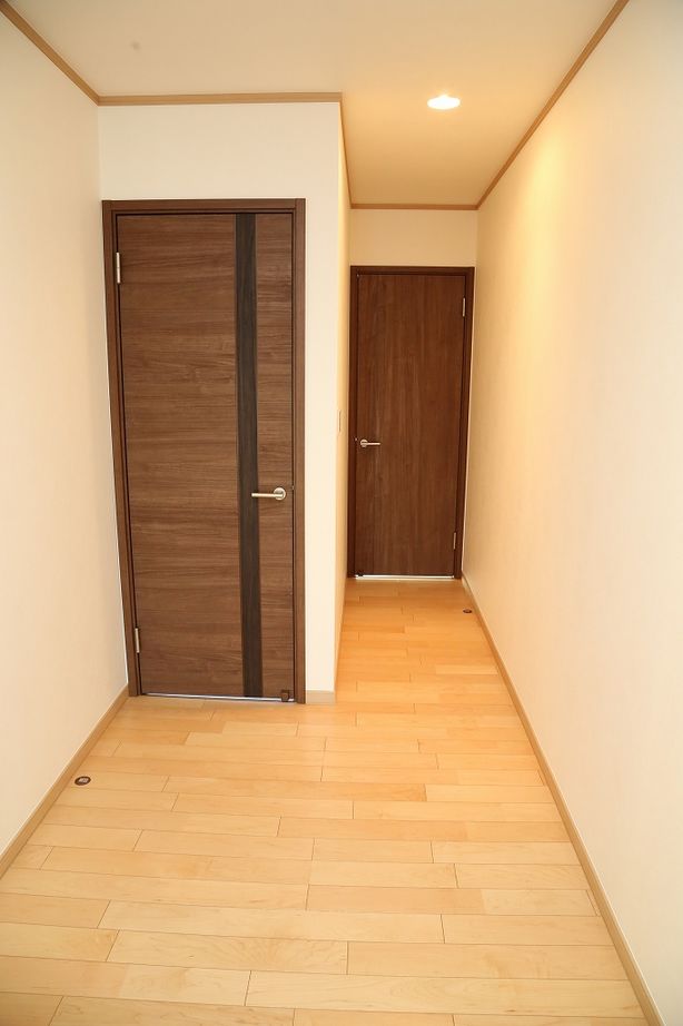 ジャパンホーム（J-style） 【1000万円台/5LDK+納戸/L字バルコニー/間取り図】暮らしやすいを第一に。バリアフリーも意識した家の建築実例画像5