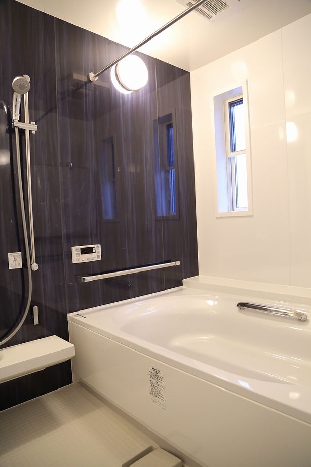 ジャパンホーム（J-style） 【1000万円台/5LDK+納戸/L字バルコニー/間取り図】暮らしやすいを第一に。バリアフリーも意識した家の建築実例画像7