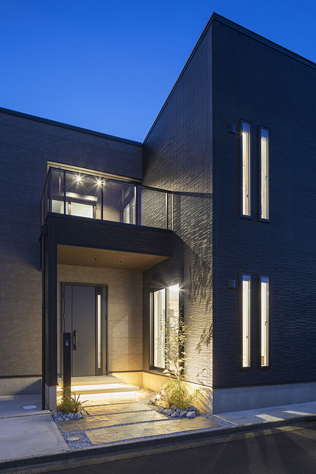 ジャパンホーム（J-style） 【2000万円～2499万円／ペット／収納充実／間取図】子どもも愛猫も、みんながのびのび暮らす家の建築実例画像2