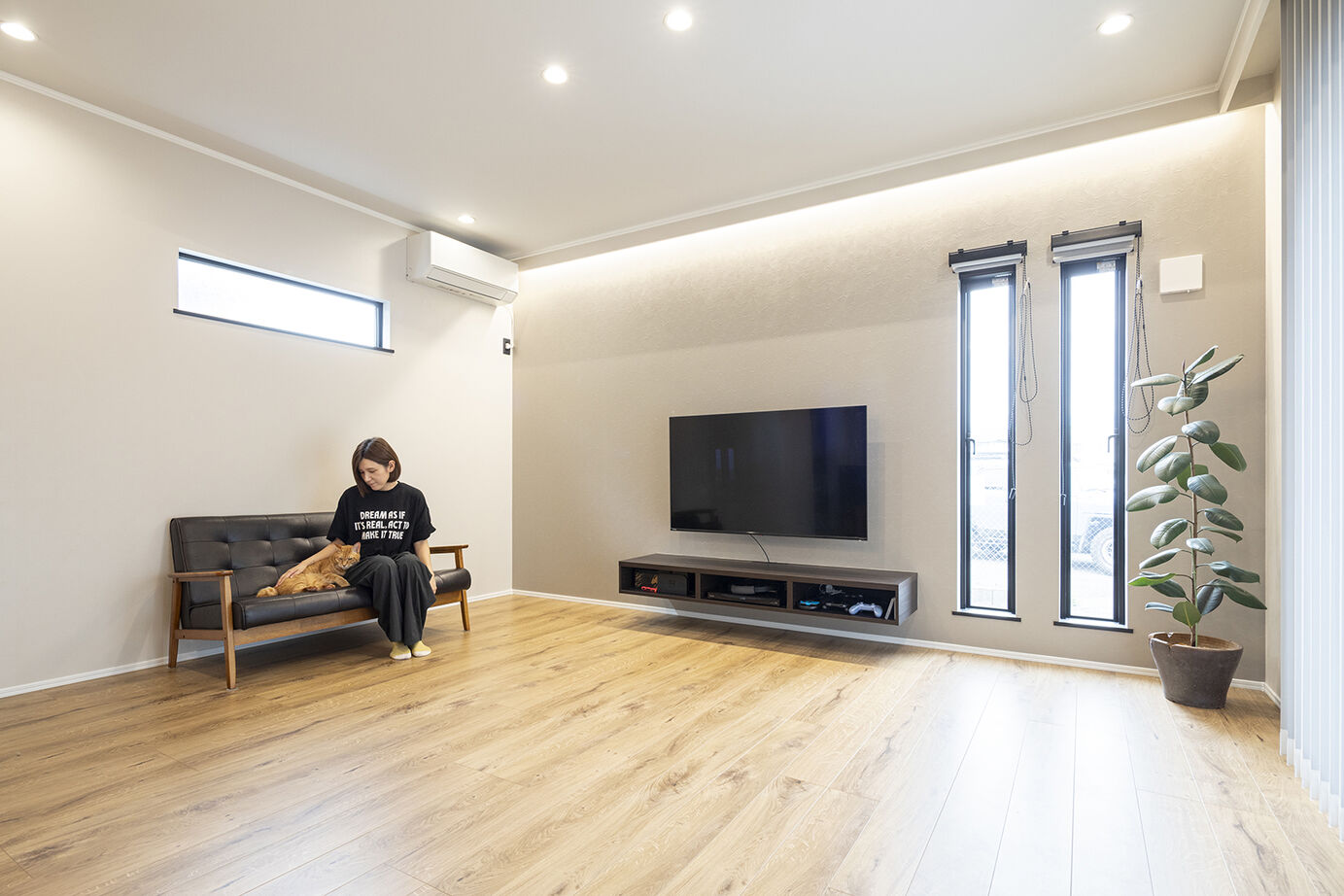 ジャパンホーム（J-style） 【2000万円～2499万円／ペット／収納充実／間取図】子どもも愛猫も、みんながのびのび暮らす家の建築実例画像4