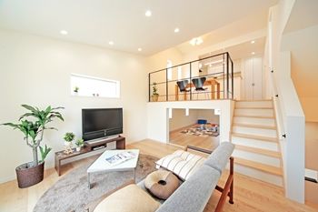 二重断熱の家　ネスト 【2000万円台/ガレージハウス/大空間/間取り図あり/屋上】冬の暖かさに感動。夫婦の夢が叶った大満足の家。の建築実例画像2