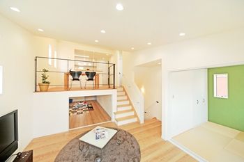 二重断熱の家　ネスト 【2000万円台/ガレージハウス/大空間/間取り図あり/屋上】冬の暖かさに感動。夫婦の夢が叶った大満足の家。の建築実例画像3