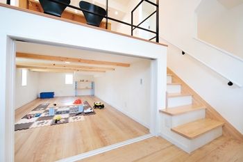 二重断熱の家　ネスト 【2000万円台/ガレージハウス/大空間/間取り図あり/屋上】冬の暖かさに感動。夫婦の夢が叶った大満足の家。の建築実例画像5