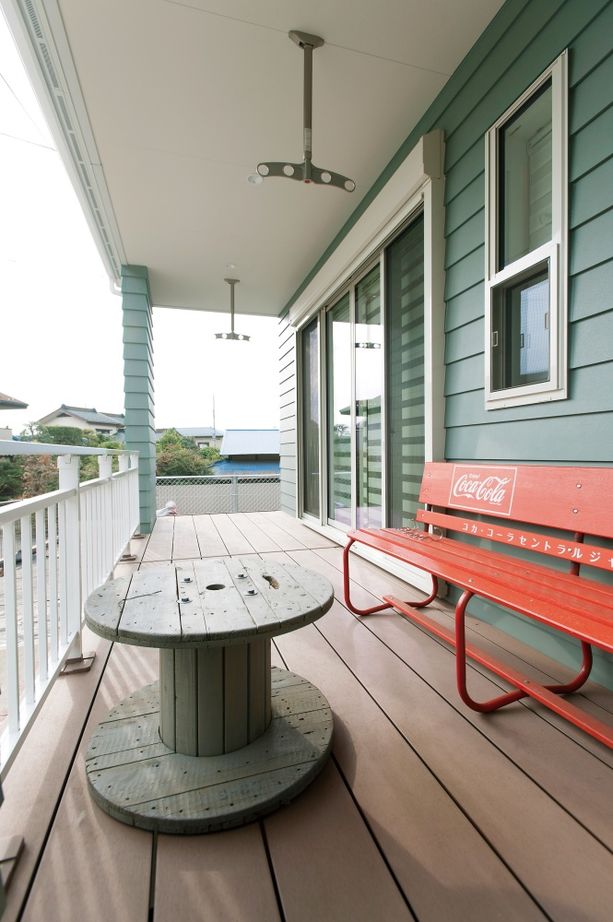 二重断熱の家　ネスト 【藤沢市｜カバードポーチ｜2LDK】映画や音楽を思いっきり楽しむ、収納もたっぷりで快適な住まいの建築実例画像3