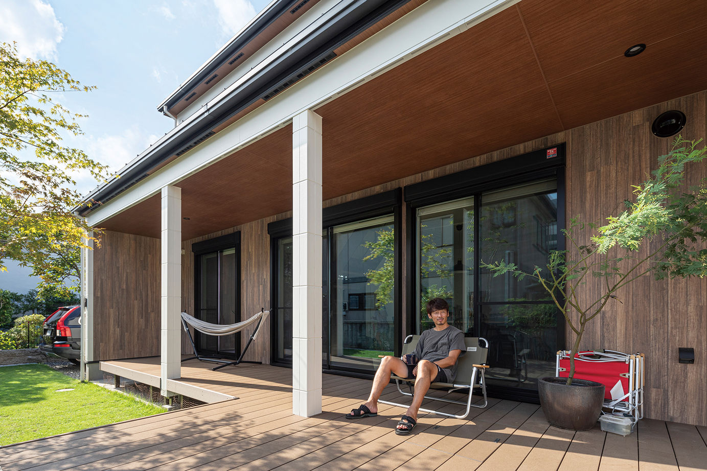 一級建築士事務所　SARA HOME桜建築事務所 【2900万円台／C値0.45／UA値0.45／家事動線／間取図有】広いリビングでBBQ ！溢れる開放感が家族を笑顔にの建築実例画像8