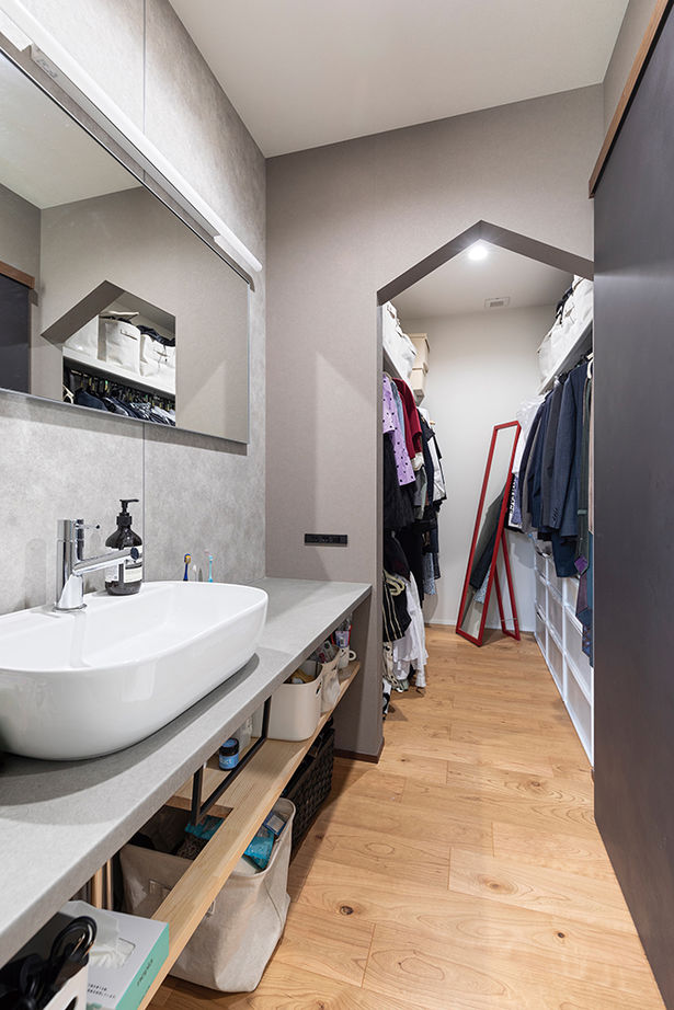 一級建築士事務所　SARA HOME桜建築事務所 【2900万円台／C値0.45／UA値0.45／家事動線／間取図有】広いリビングでBBQ ！溢れる開放感が家族を笑顔にの建築実例画像11