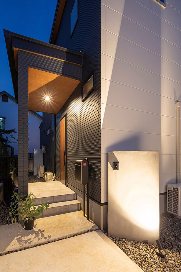 一級建築士事務所　SARA HOME桜建築事務所 【2900万円台／C値0.45／UA値0.45／家事動線／間取図有】広いリビングでBBQ ！溢れる開放感が家族を笑顔にの建築実例画像17