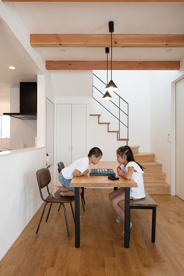 アールコーブ・ホーム(一級建築士事務所) by安江工務店 【2000万円台/30坪台/間取り有】見た目は古民家風、室内はモダンな北欧スタイル。世界観を愉しむ無添加な家の建築実例画像4