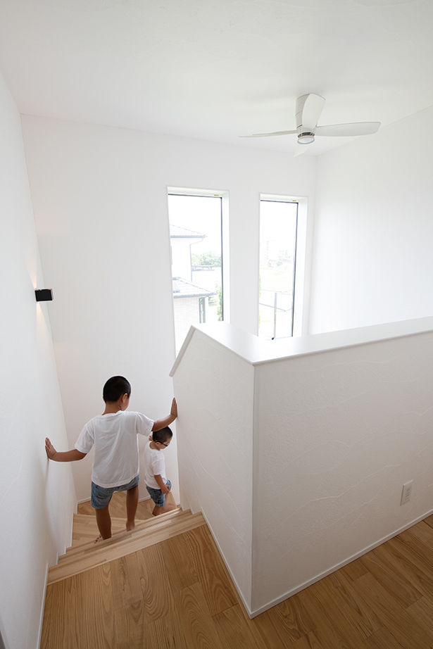 アールコーブ・ホーム(一級建築士事務所) by安江工務店 【2000万円台/30坪台/間取り有】見た目は古民家風、室内はモダンな北欧スタイル。世界観を愉しむ無添加な家の建築実例画像5