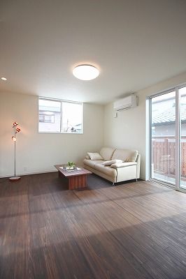 サカヅメハウジング コンパクトでも使いやすく。24坪でも快適さを詰め込んだ賢く暮らす住まいの建築実例画像2