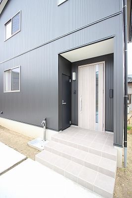 サカヅメハウジング コンパクトでも使いやすく。24坪でも快適さを詰め込んだ賢く暮らす住まいの建築実例画像4