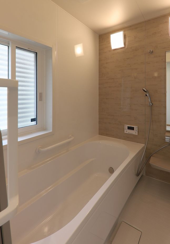 サカヅメハウジング 健やかに、のびやかに。無垢の杉が広がるリビングが子どもたちの笑顔を育む住まいの建築実例画像10