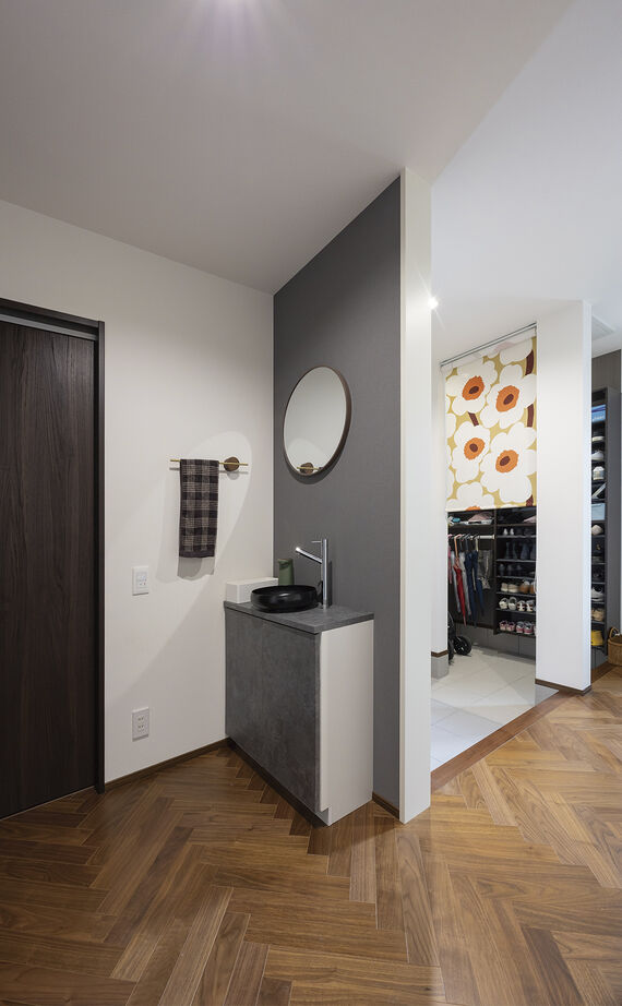 アイ工務店 【和歌山県/快適動線/間取り図有】スキップフロアやダウンフロアを採り入れ、全ての部屋が繋がる平屋風住宅の建築実例画像11