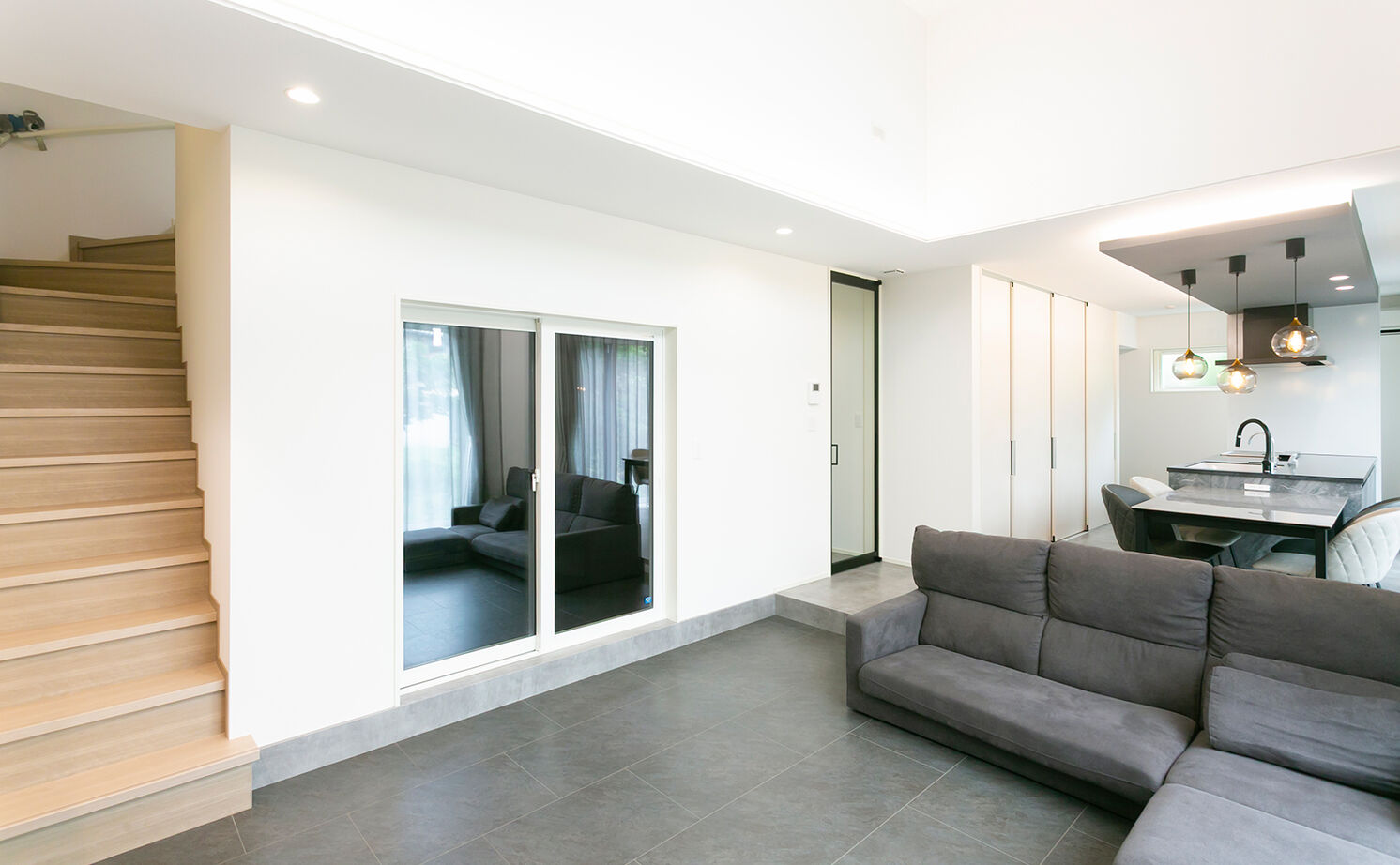 アイ工務店 【小屋裏付の平屋/3000万円台/間取り図有】「外出するより家にいたい」住み始めて実感した楽しさと心地よさの建築実例画像7