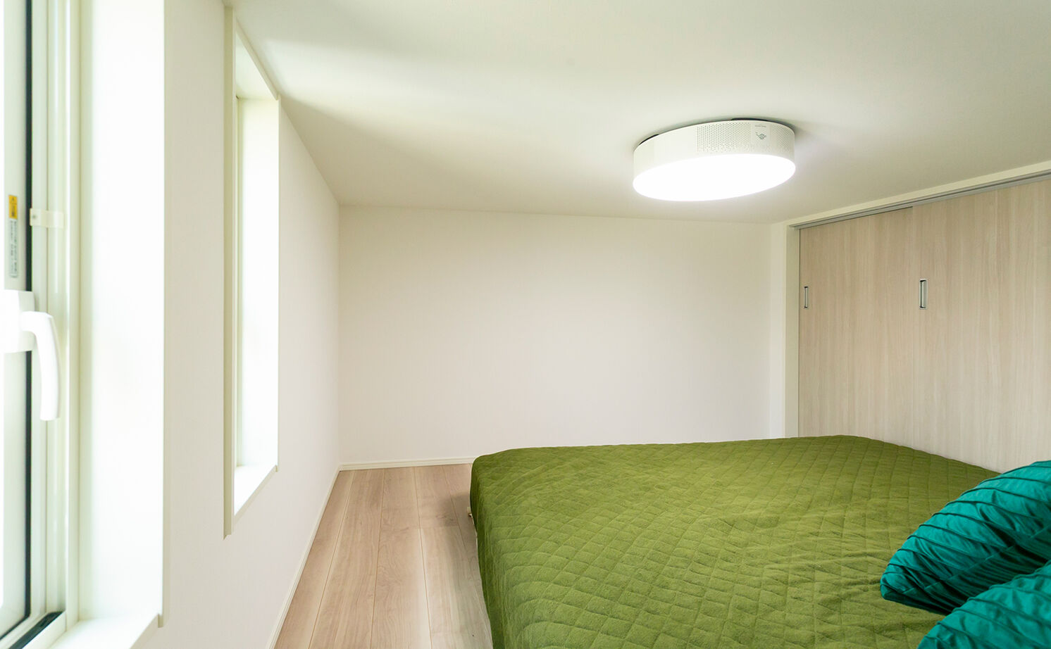 アイ工務店 【小屋裏付の平屋/3000万円台/間取り図有】「外出するより家にいたい」住み始めて実感した楽しさと心地よさの建築実例画像17