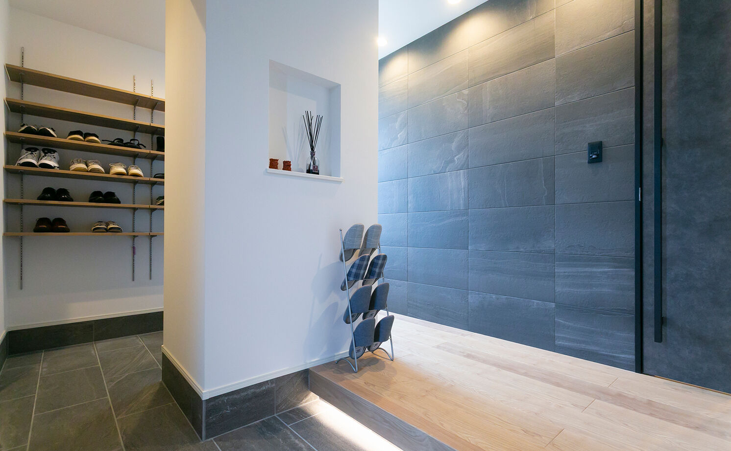 アイ工務店 【小屋裏付の平屋/3000万円台/間取り図有】将来を見据え、飽きのこないデザインと快適性を追求の建築実例画像4