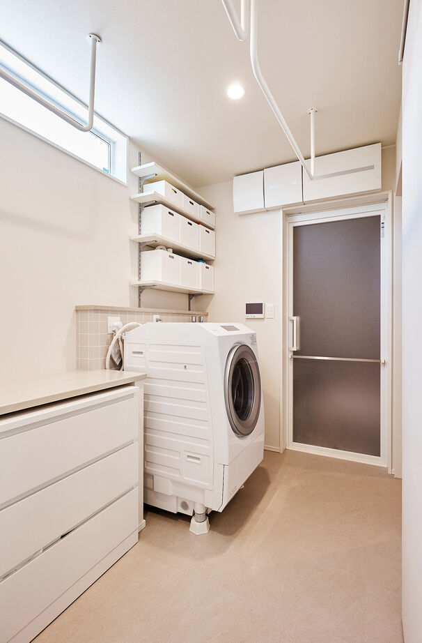 アイ工務店 【延床33.6坪/吹抜/収納充実/間取図】庭と繋がり、吹抜の圧倒的な開放感を楽しむ北欧テイストの家の建築実例画像9