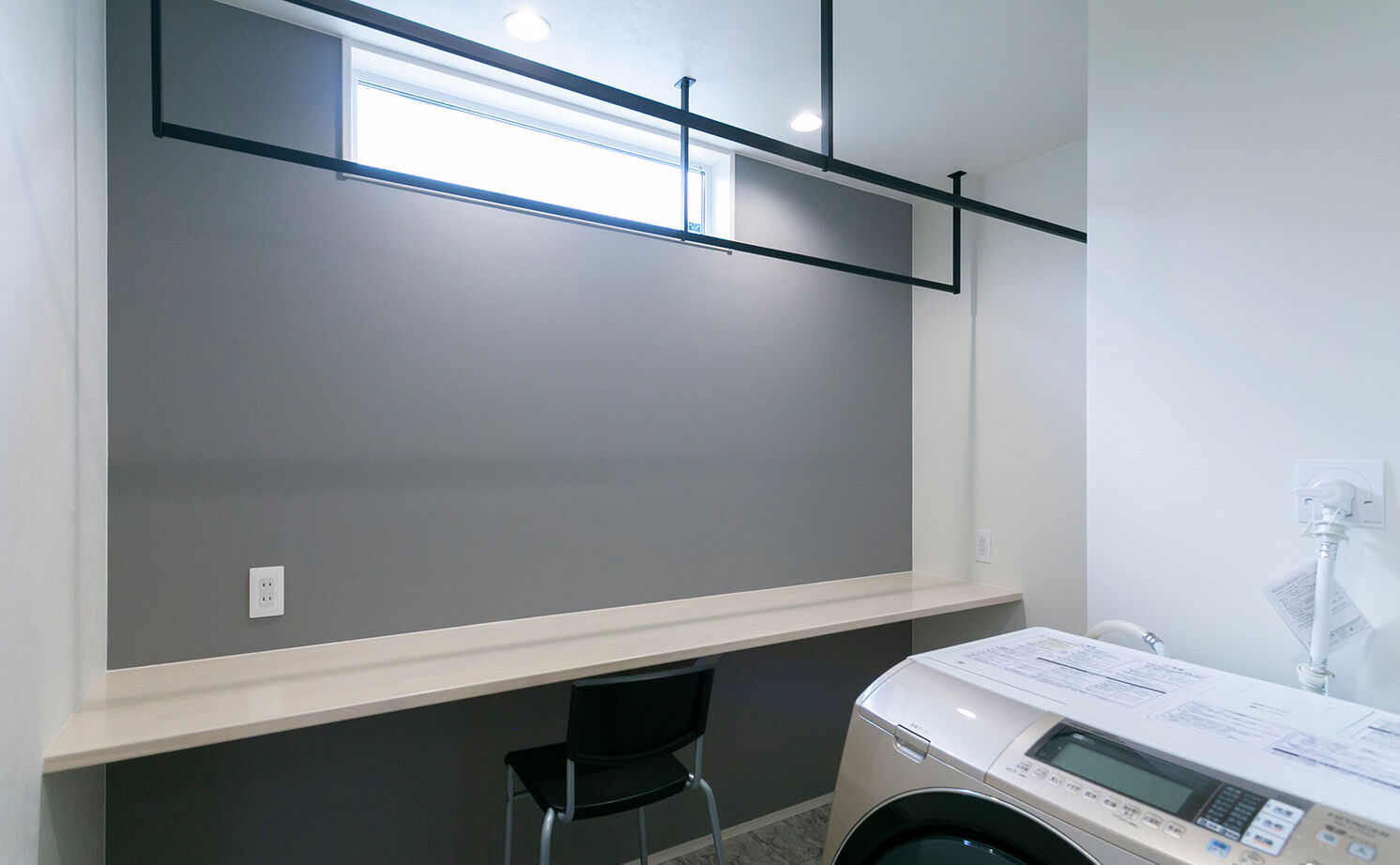 アイ工務店 【延床58.1坪／ダウンフロア／間取り図】窓越しの緑が爽快なリビングに、家族が自然と集う二世帯住宅の建築実例画像17