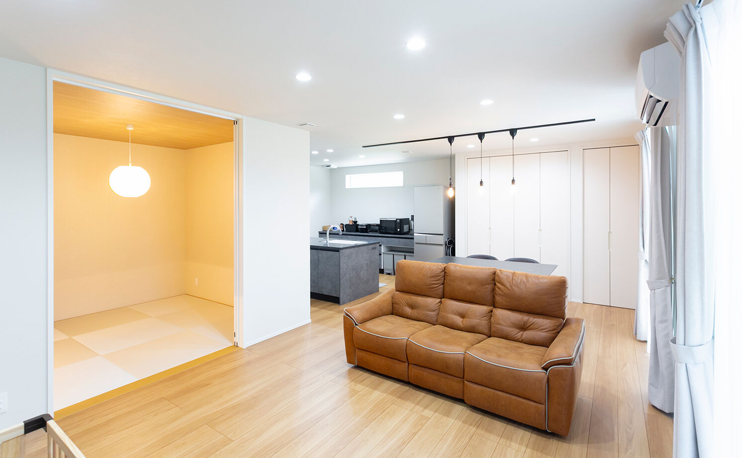 アイ工務店 【長崎県/ファミリールーム/間取り図有】映画にダーツにカラオケと、レジャーを存分に楽しめる家の建築実例画像10