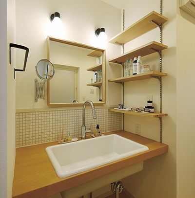 アイ工務店 【埼玉県/2000万円台/39坪】広々玄関、大型WICを実現したオールドアメリカンスタイルの家の建築実例画像3