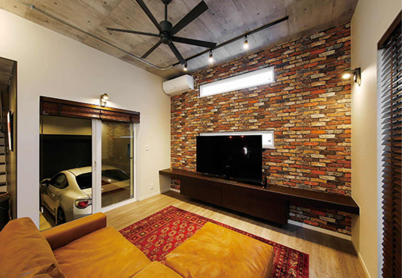 アイ工務店 【2000万円台/間取り図有】ビルトインガレージ+快適性を追求したインダストリアルな家の建築実例画像3