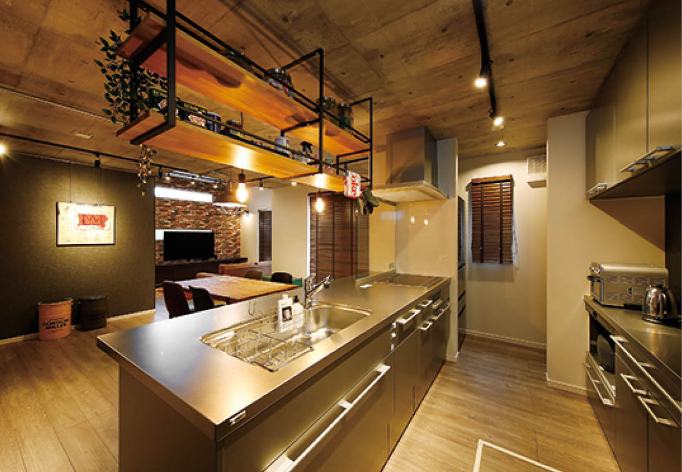 アイ工務店 【2000万円台/間取り図有】ビルトインガレージ+快適性を追求したインダストリアルな家の建築実例画像4