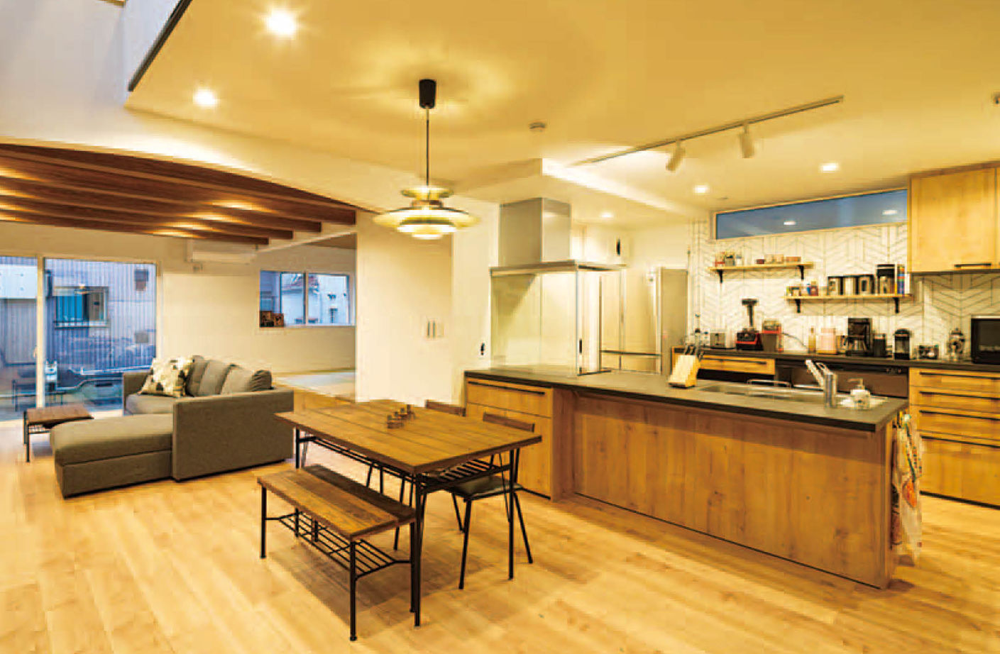 アイ工務店 【2000万円台/間取り図有】北欧テイストのゆったり空間は”好き”と”暮らしやすさ”を両立の建築実例画像4