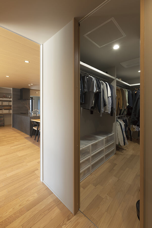 アイ工務店 【 平屋/延床44.7坪/ウッドデッキ/動線と収納】家族が集まる時間も、ひとりの時間も、大切にできるわが家の建築実例画像16