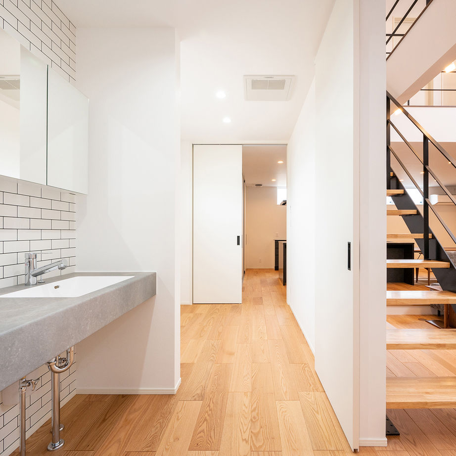 アイ工務店 【愛知県西尾市/ガレージハウス/3000万円台】毎日の暮らしをイメージして建てた、生活動線が心地よい住まいの建築実例画像6