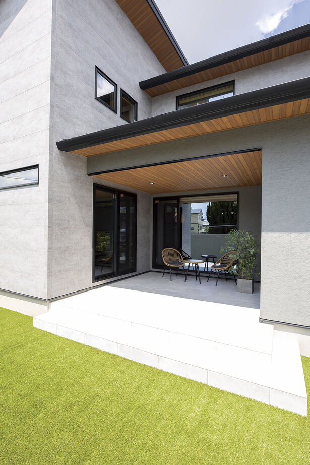 アイ工務店 【延床39.8坪/家事動線/吹抜/テラス】センチ単位の自由設計で、実用性とデザインが両立した住まいにの建築実例画像5