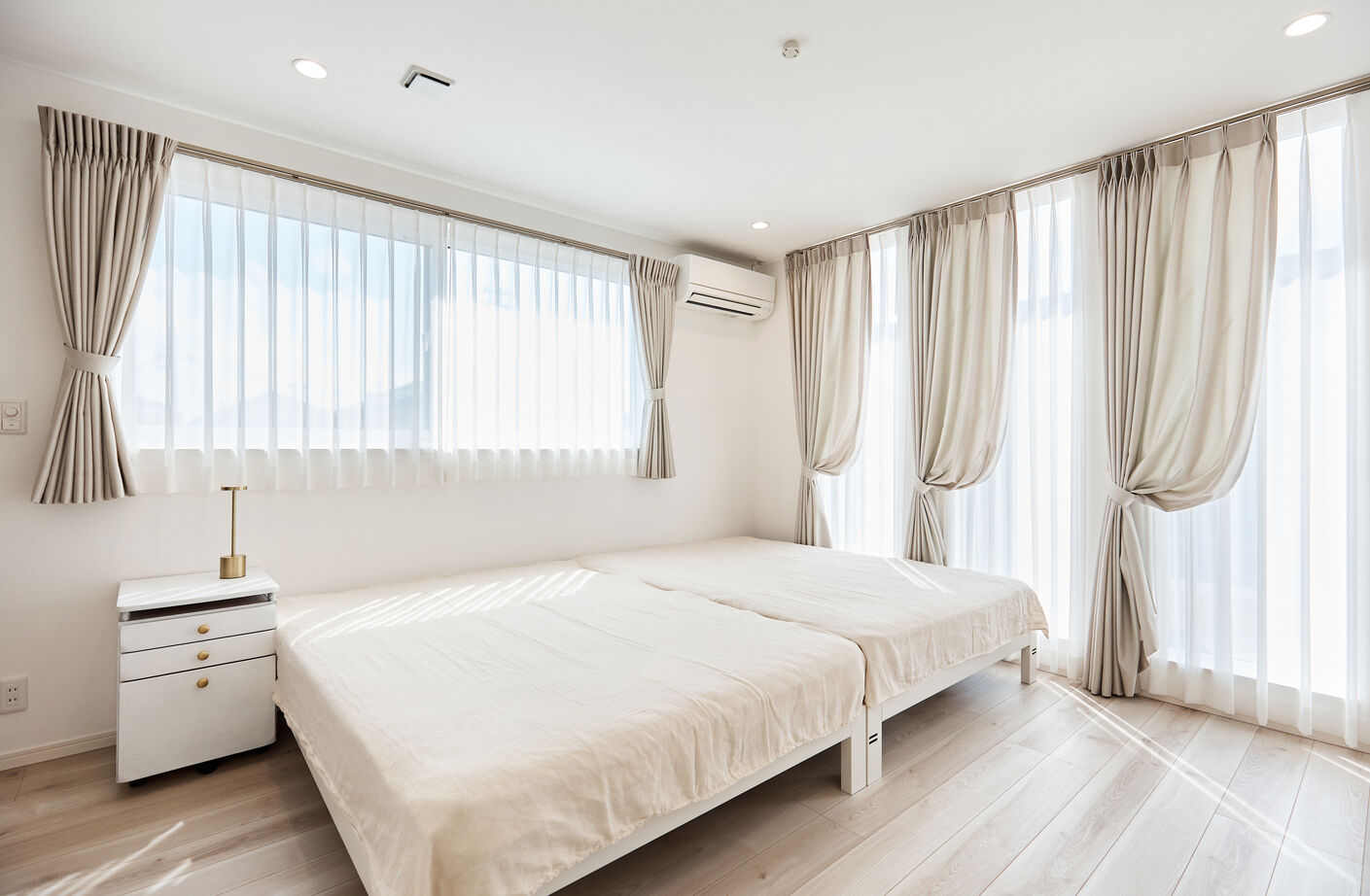 アイ工務店 【石川県/インナーガレージ/間取り図有】ホームパーティーが充実するLDKと、インナーガレージで趣味を満喫の建築実例画像11