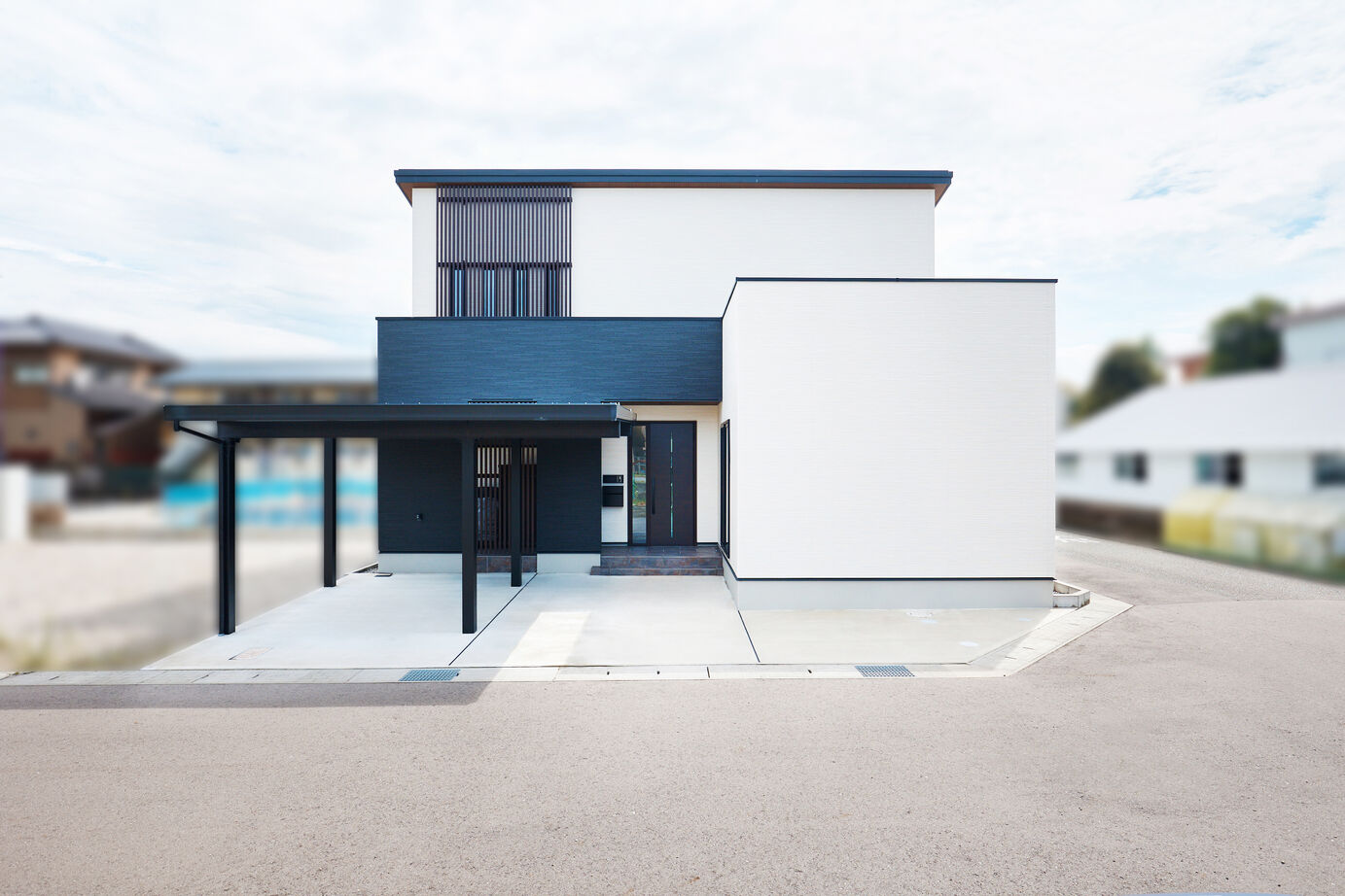 アイ工務店 【石川県/二世帯住宅/間取り図有】ヘリンボーンの床がお洒落なLDKに家族が自然と集う、二世帯住宅の建築実例画像1