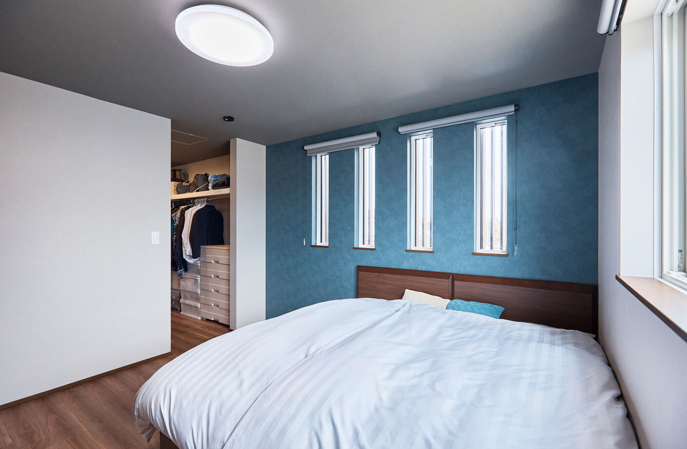 アイ工務店 【石川県/二世帯住宅/間取り図有】ヘリンボーンの床がお洒落なLDKに家族が自然と集う、二世帯住宅の建築実例画像6