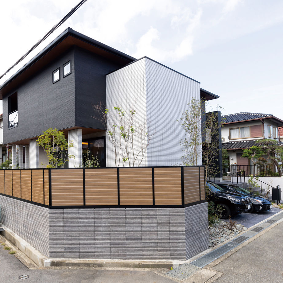 アイ工務店 【兵庫県宝塚市/4000万円台】開放感と快適な生活動線が心地よい、スタイリッシュモダンの住まいの建築実例画像2